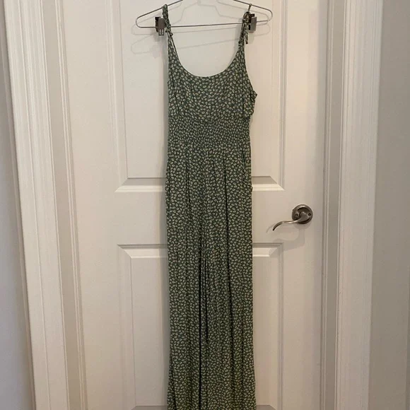 American Eagle Outfitters | Pants & Jumpsuits | American Eagle Outfitters  Green Patterned Maxi Dress | Poshmark